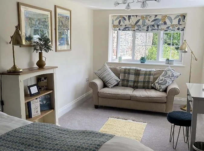 The Cosy Nook Company - Cosy * Warcop