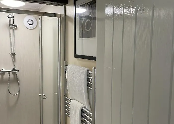 The Cosy Nook Company - Cosy Warcop